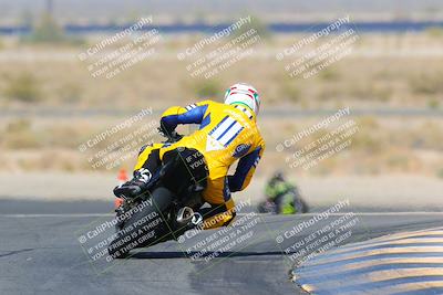 media/Apr-10-2022-SoCal Trackdays (Sun) [[f104b12566]]/Turn 11 Backside (945am)/